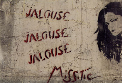 ne soi pas jalouse quand ta confience avec la personne